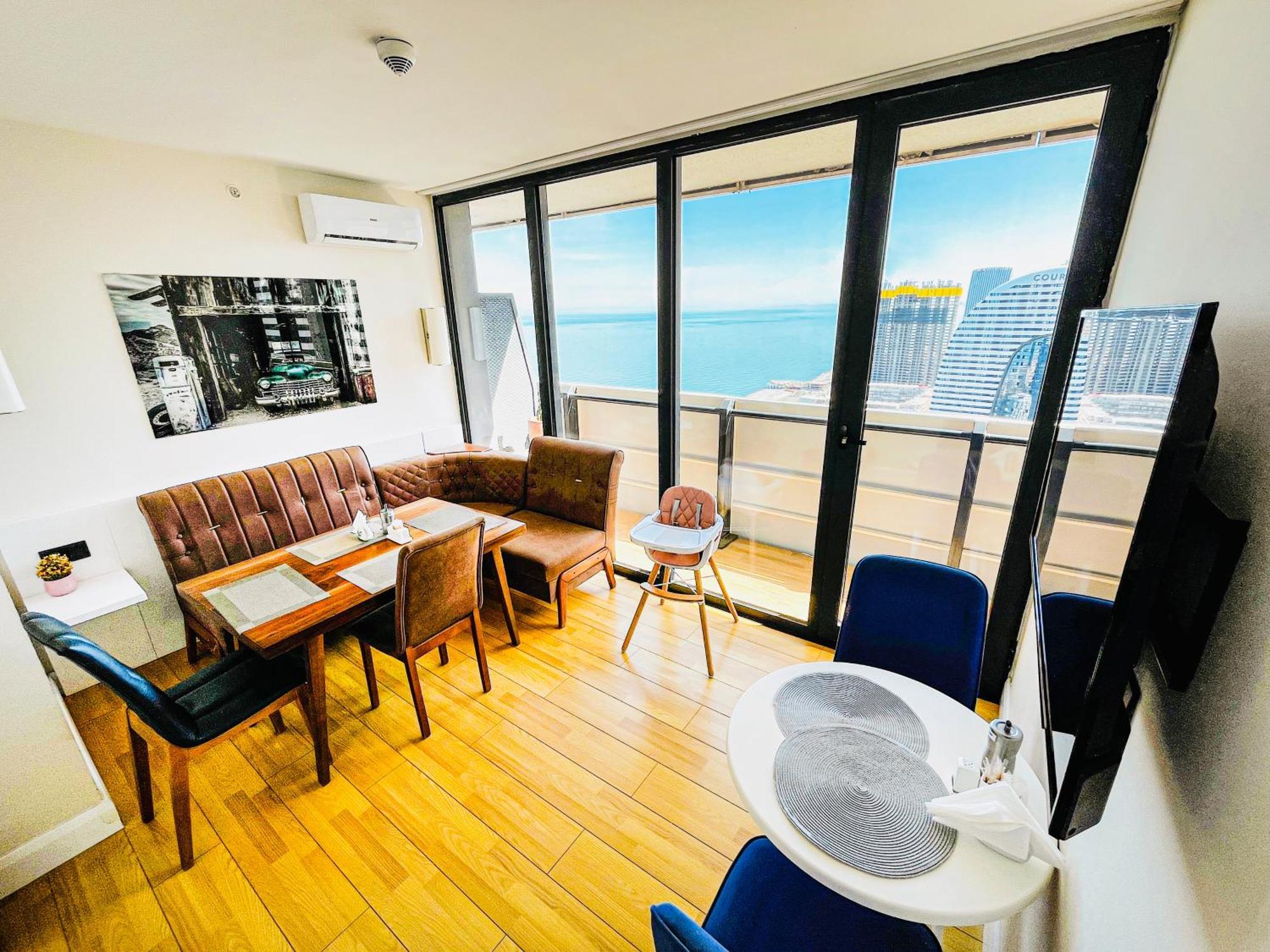 Seaside Vip Hotel Batoumi Extérieur photo