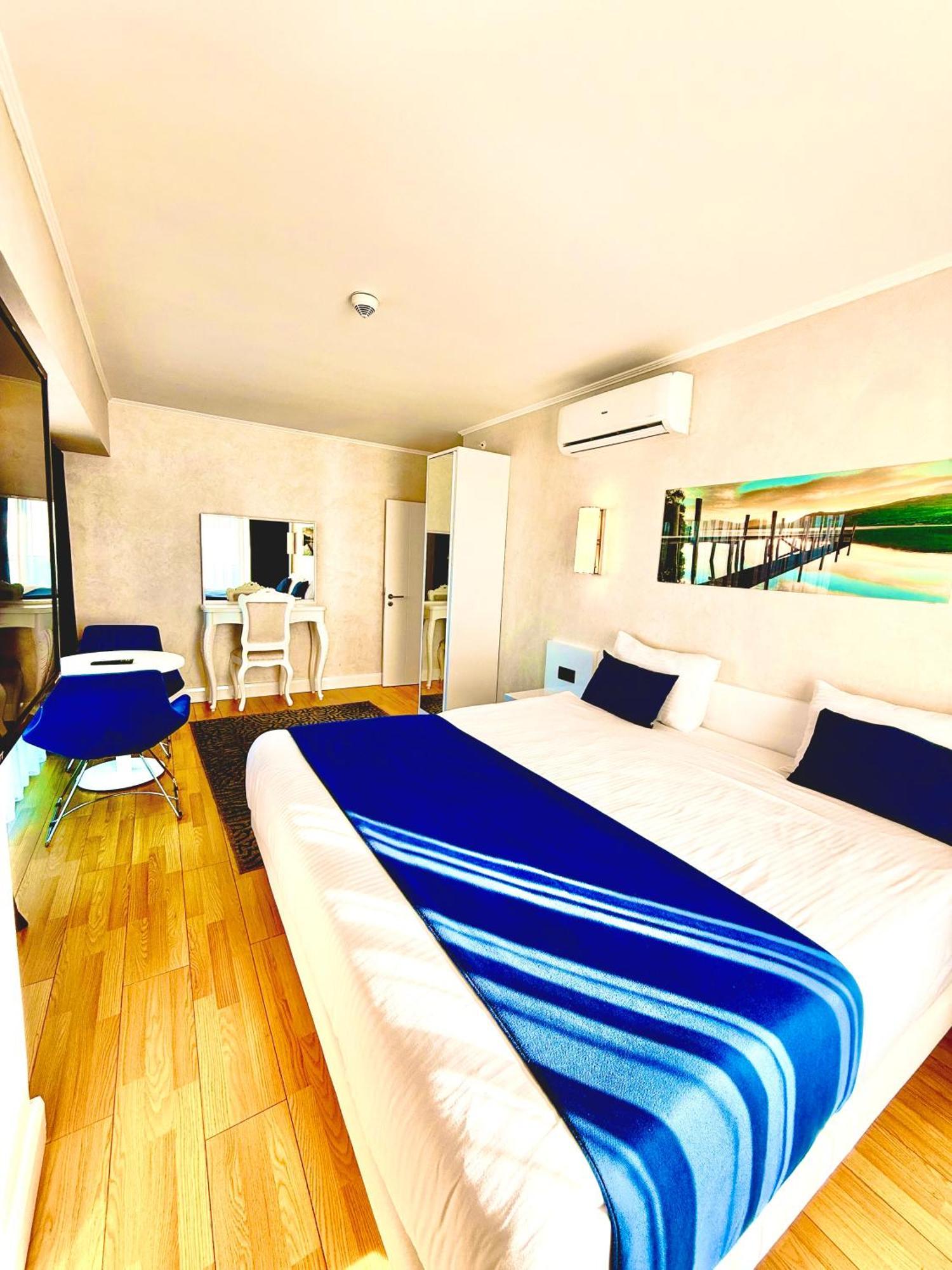Seaside Vip Hotel Batoumi Extérieur photo